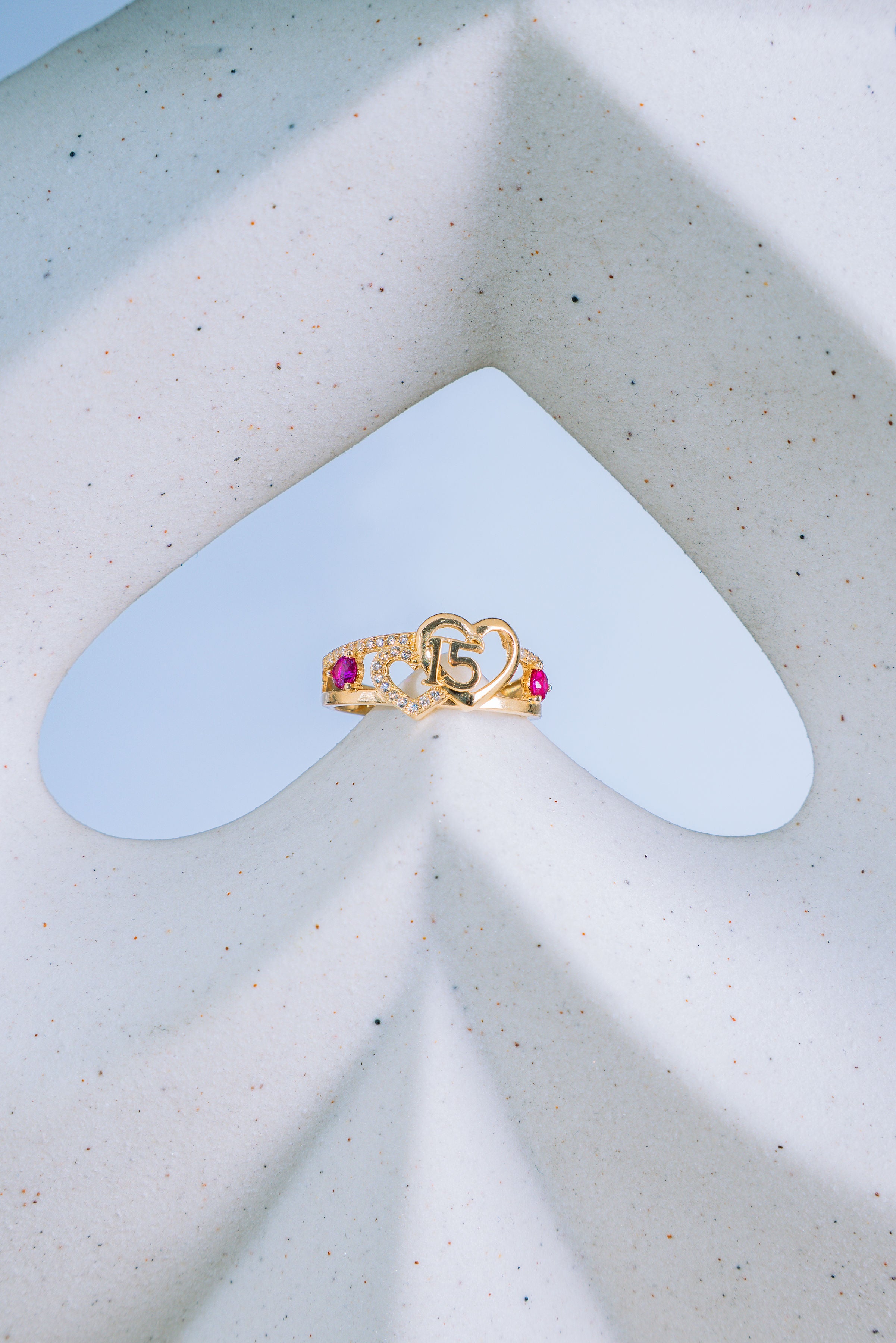 Anillo de 15 años dos corazones 14K