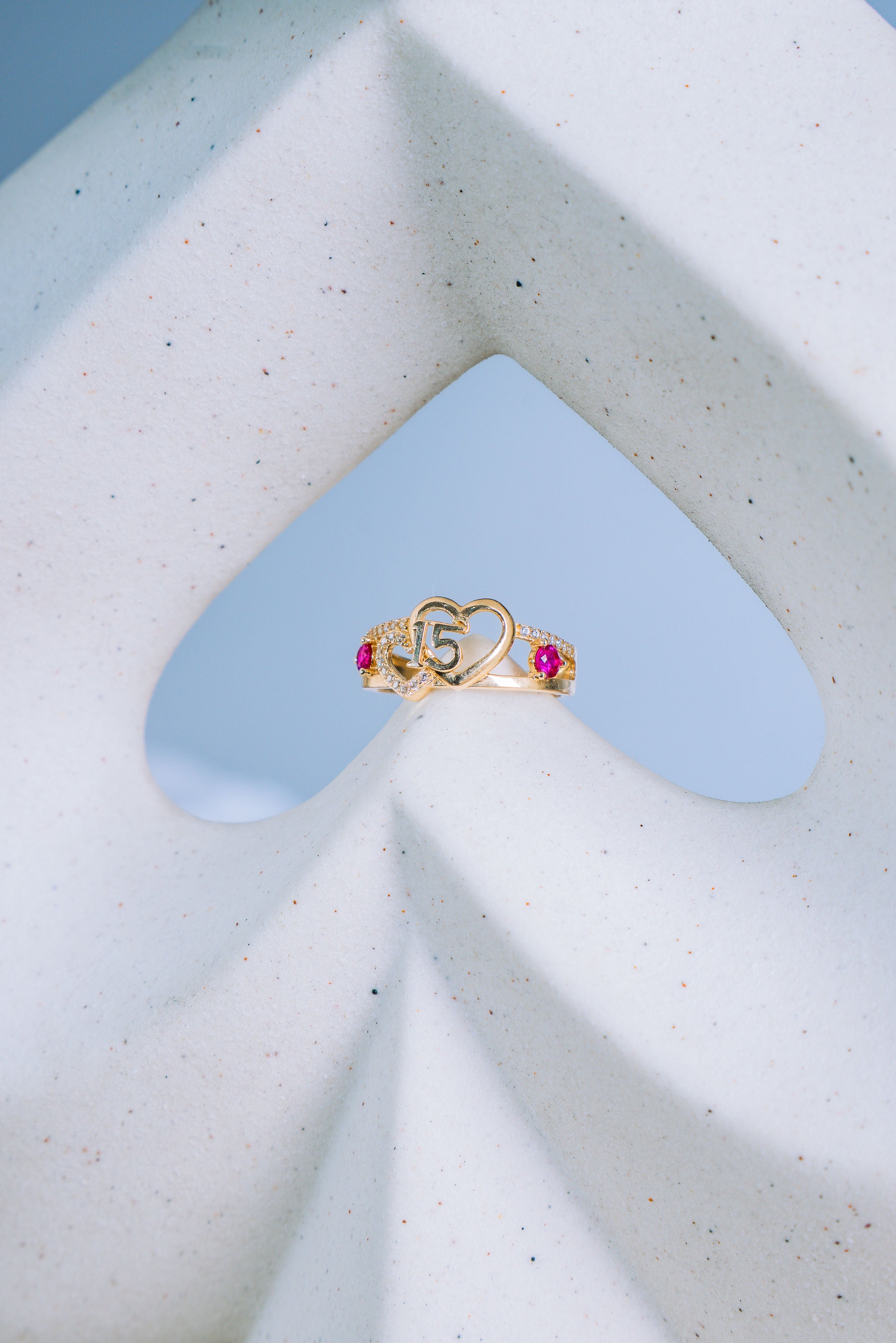 Anillo de 15 años dos corazones 14K
