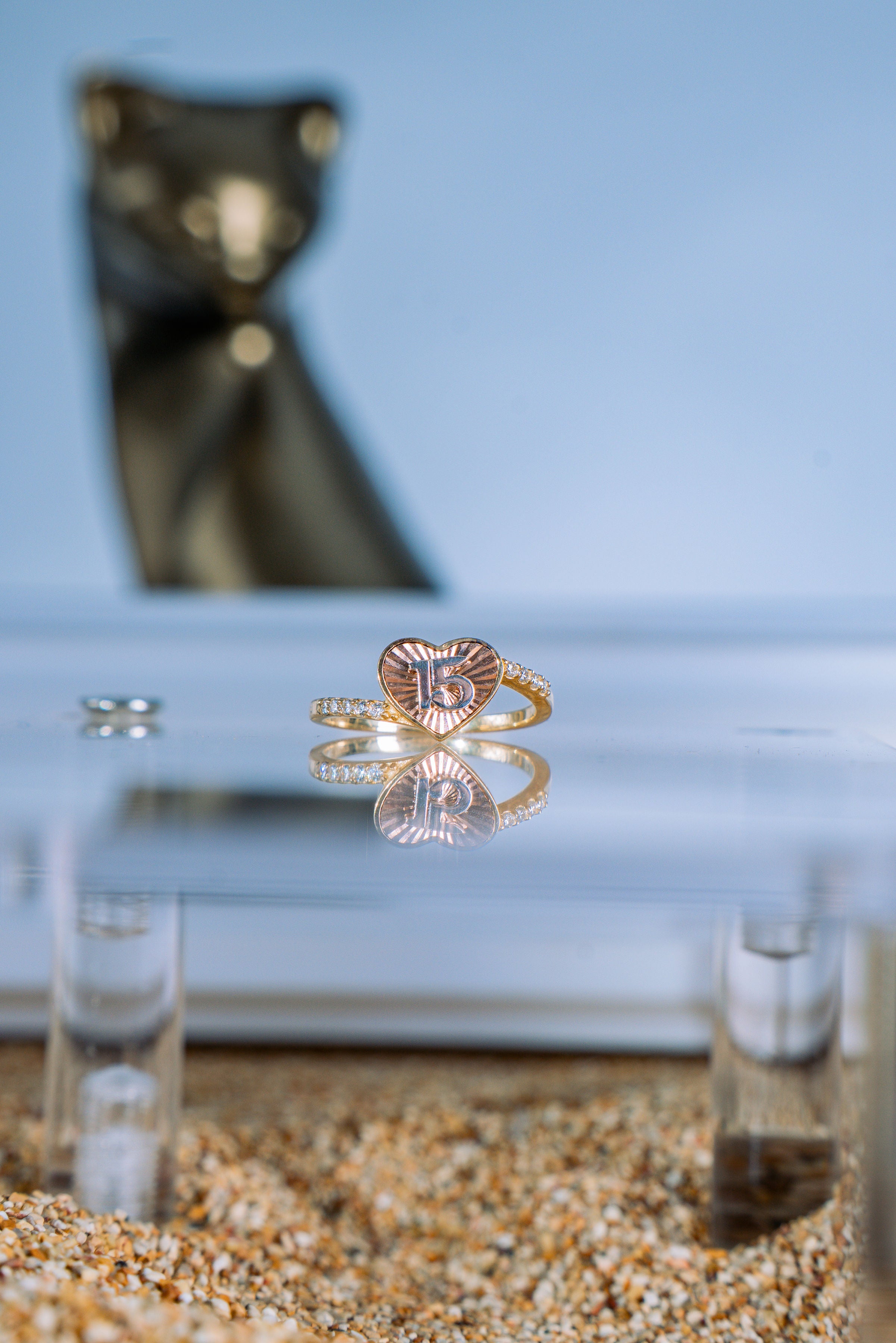 Anillo de 15 años corazón 3 oros 14K