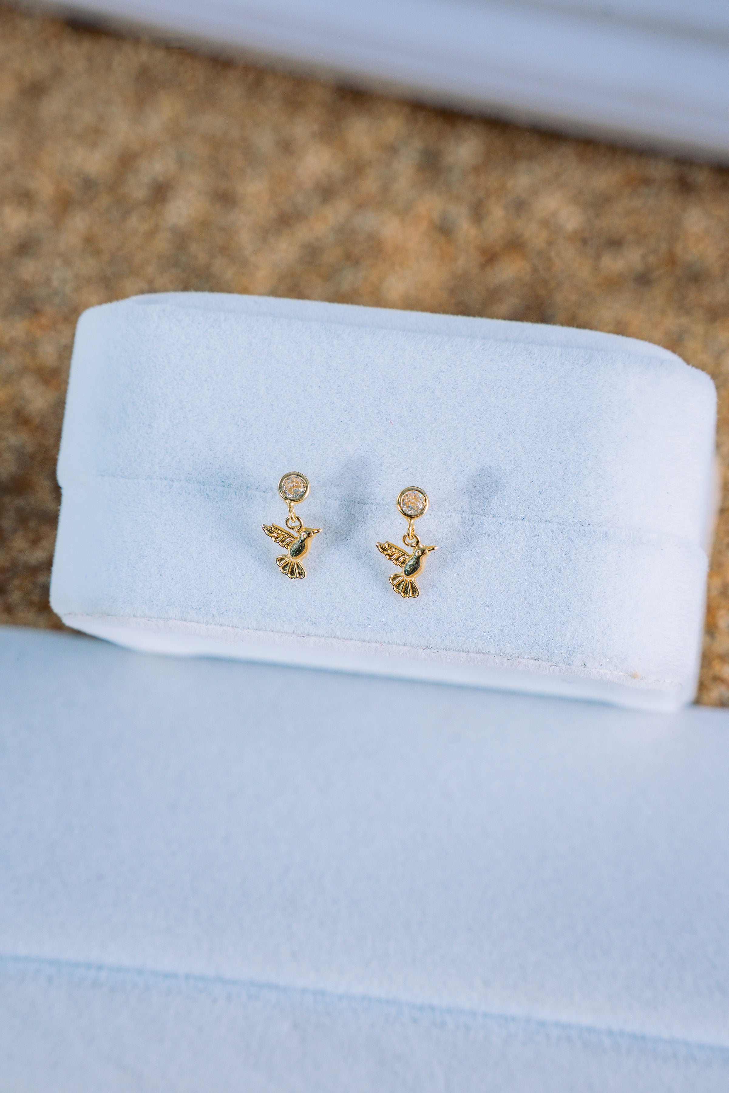 Aretes de colibrí 10K