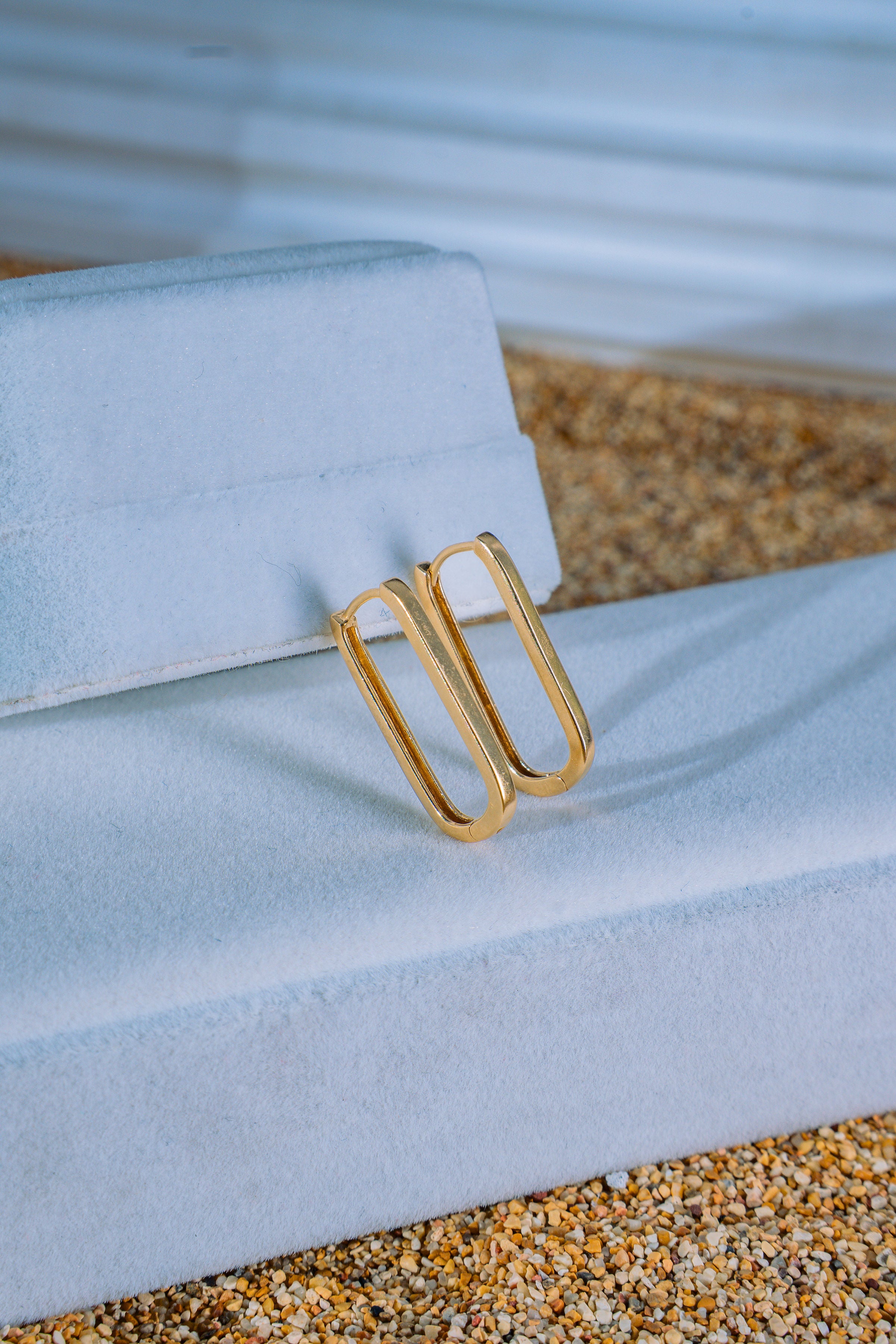 Aretes rectangulares 14K