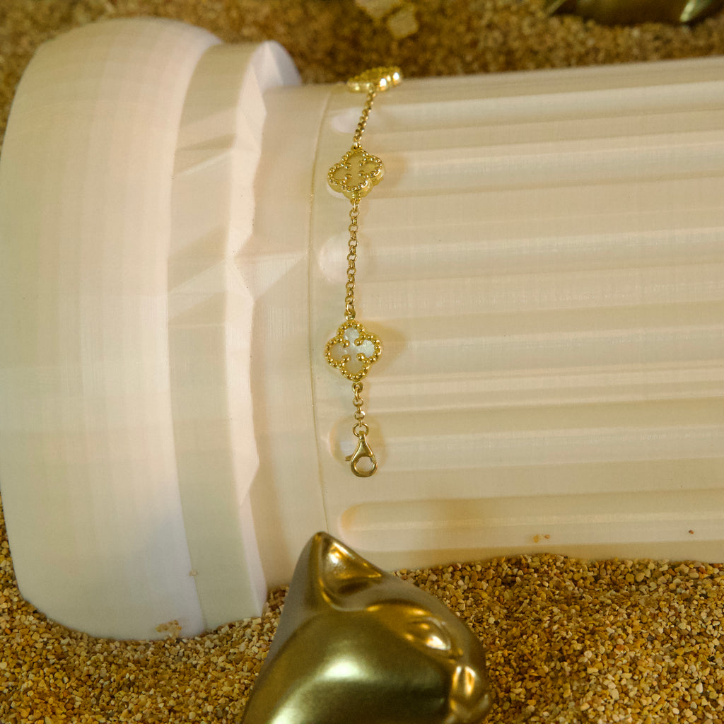 Pulsera Van Cleef blanca mediana 10K