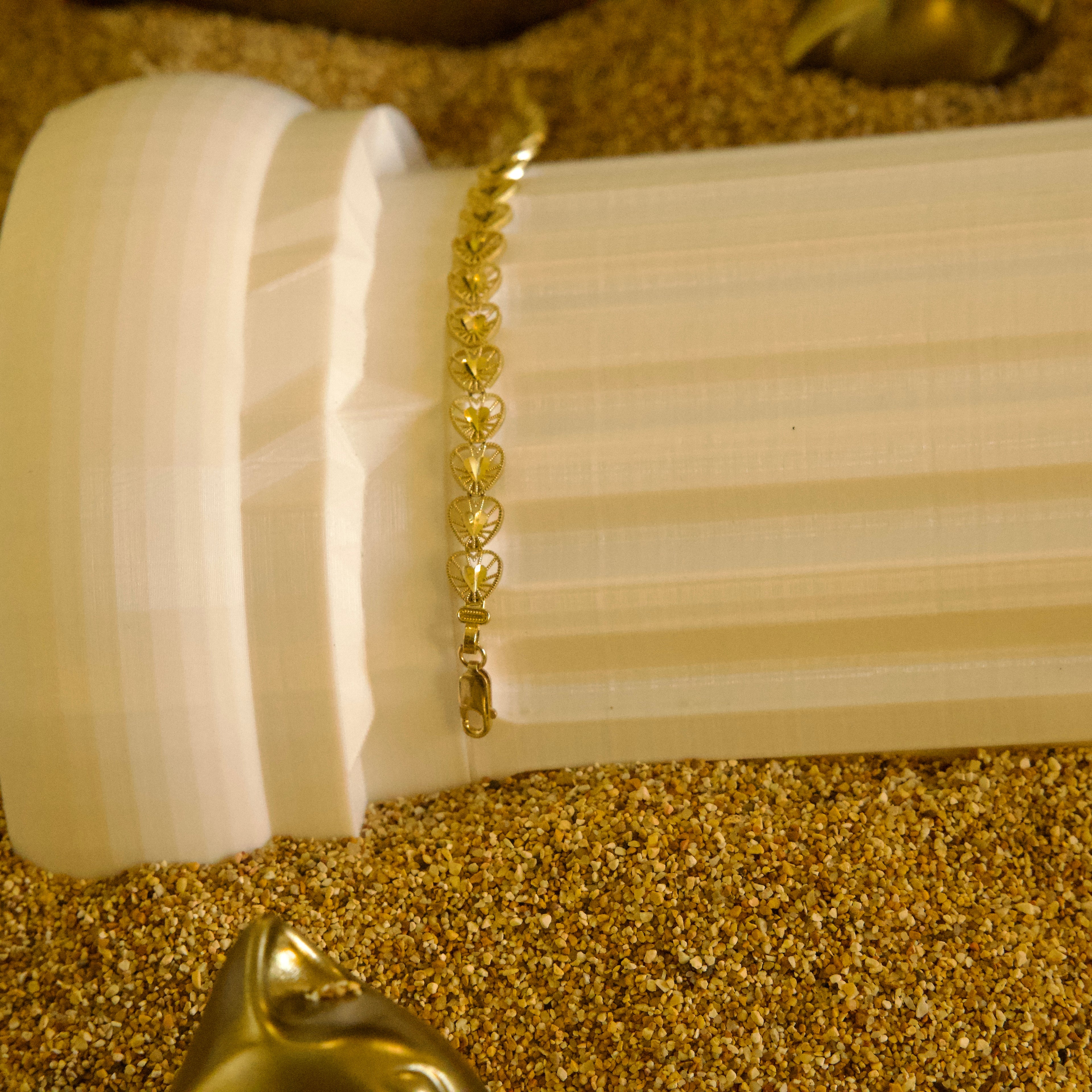 Pulsera de corazones 10K