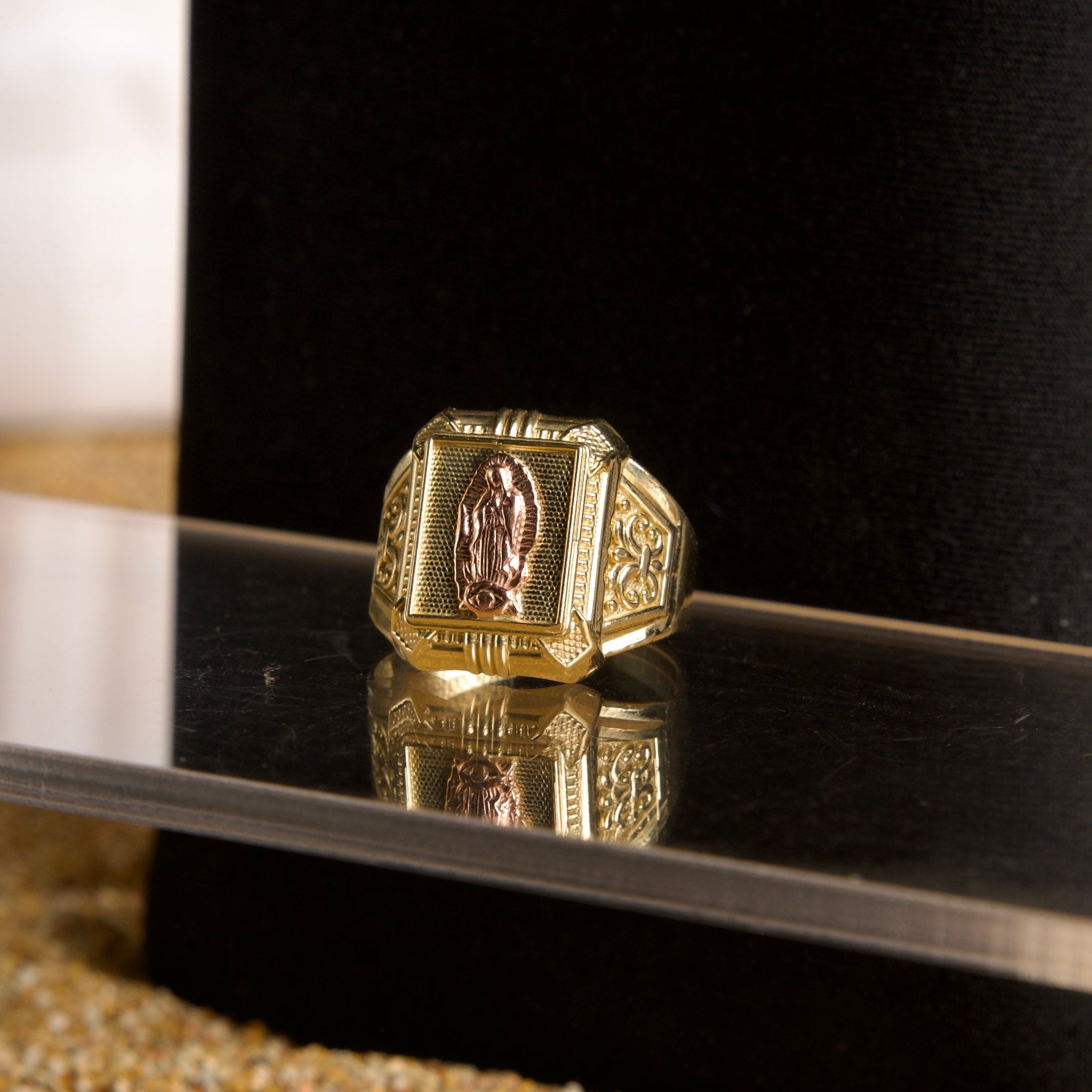 Anillo 2 oros Virgen de Guadalupe 10K