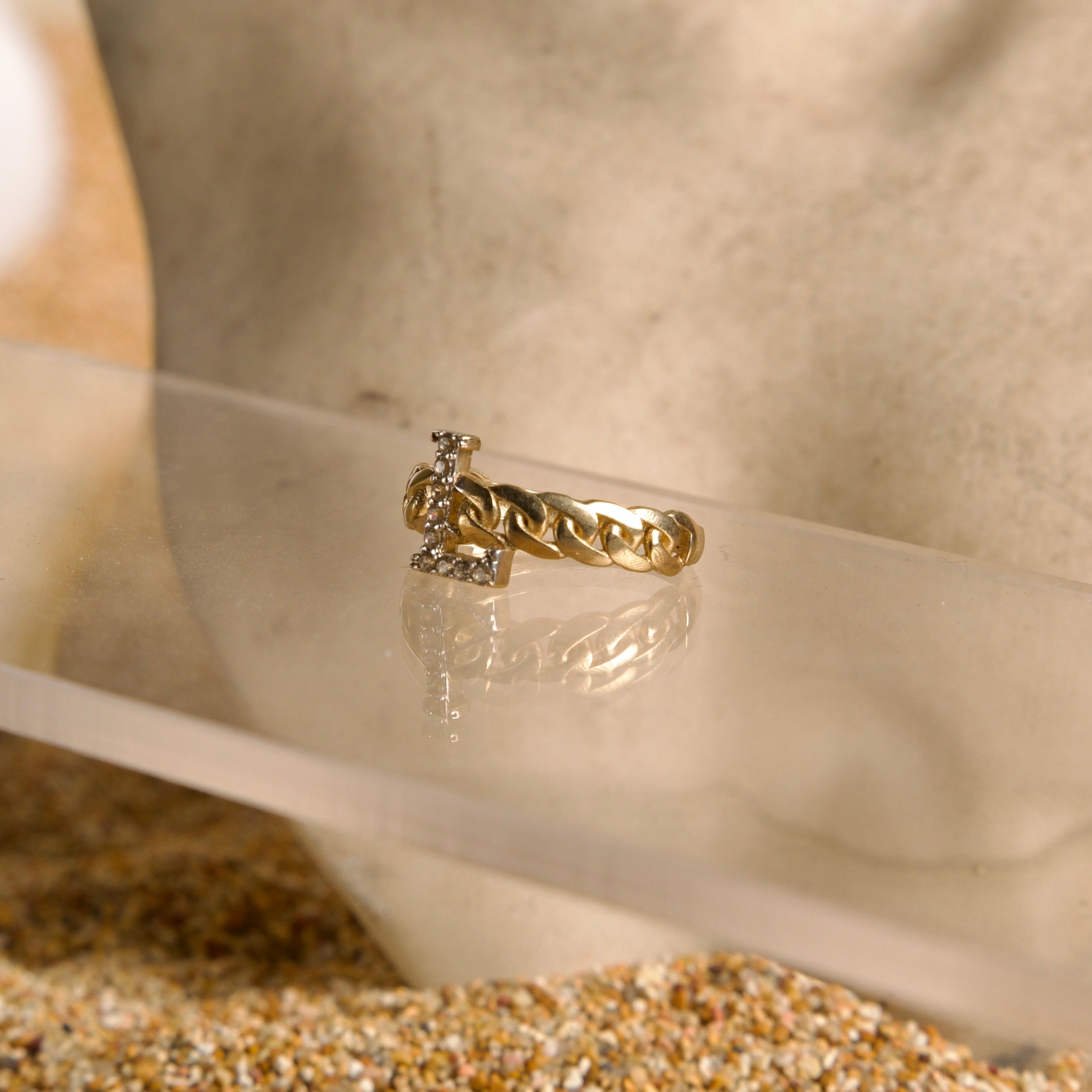 Anillo con la inicial L 10K