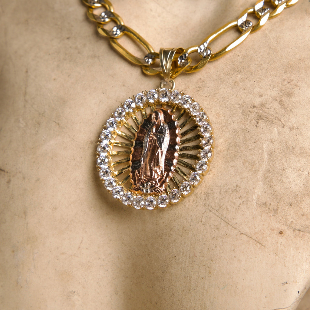 Dije Circular Virgen de Guadalupe 3 oros 10K