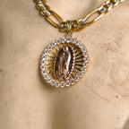 Dije Circular Virgen de Guadalupe 3 oros 10K