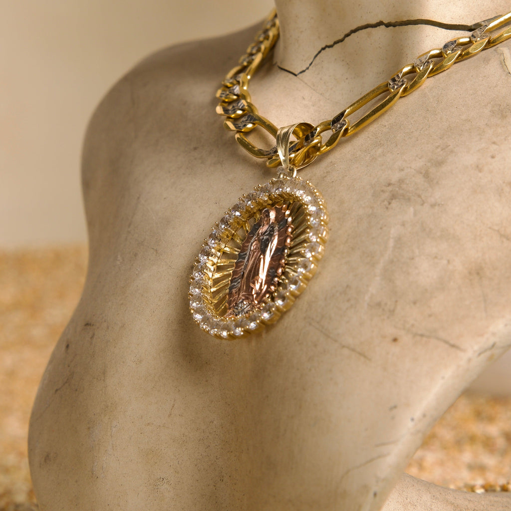 Dije Circular Virgen de Guadalupe 3 oros 10K