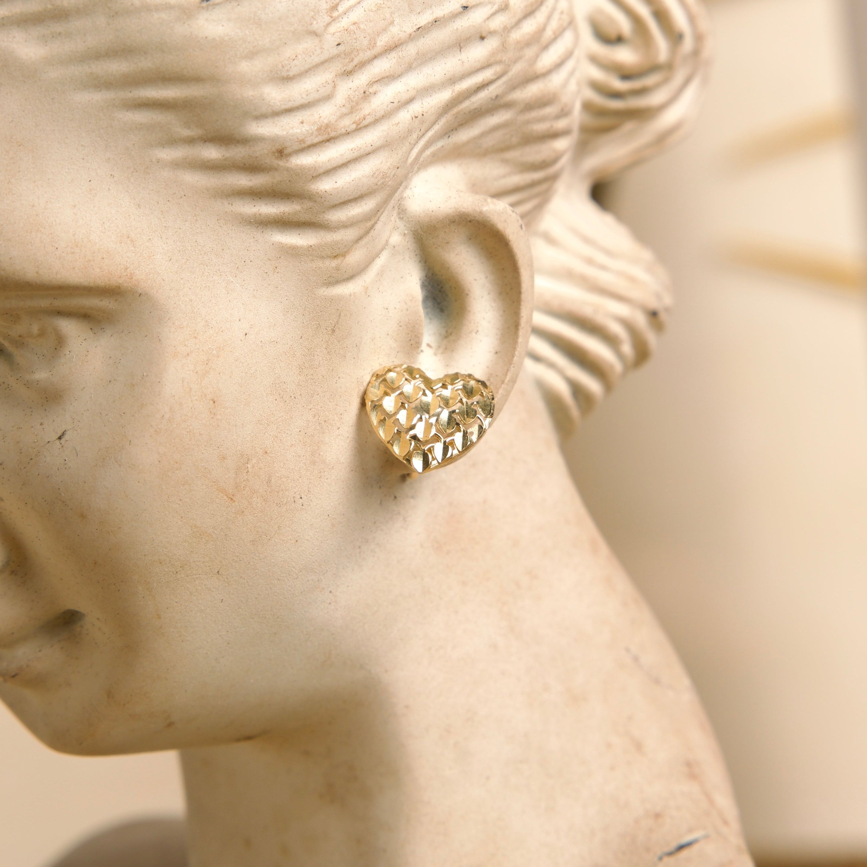 Aretes de Corazón dorados 10K