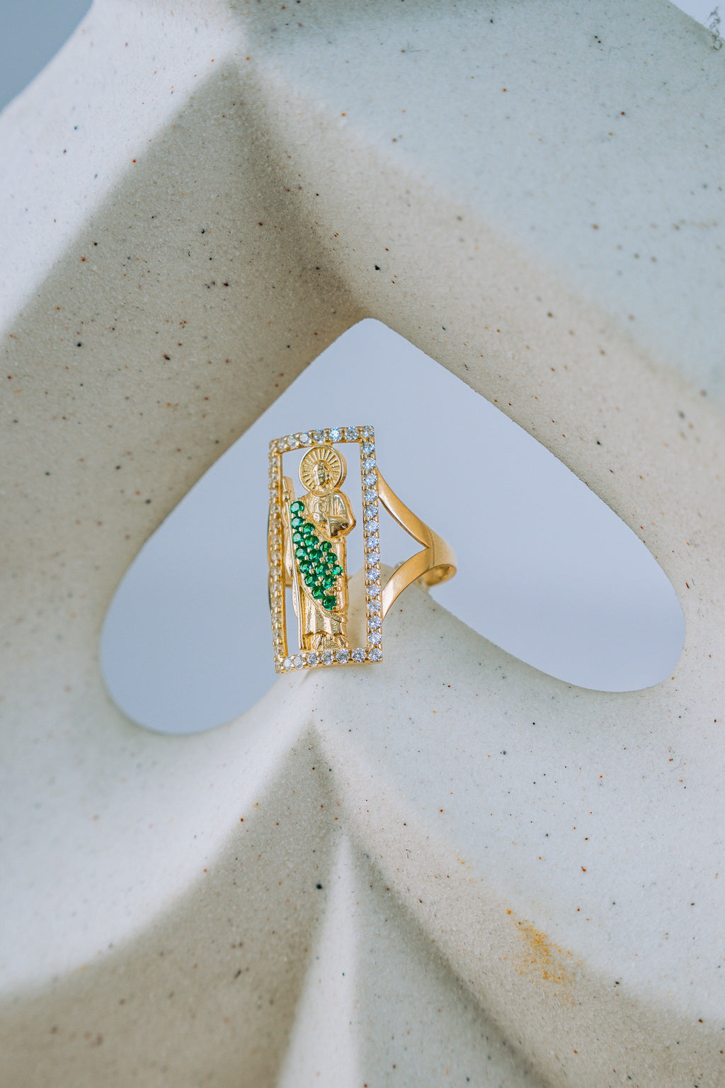 Anillo rectangular de San Judas 10K