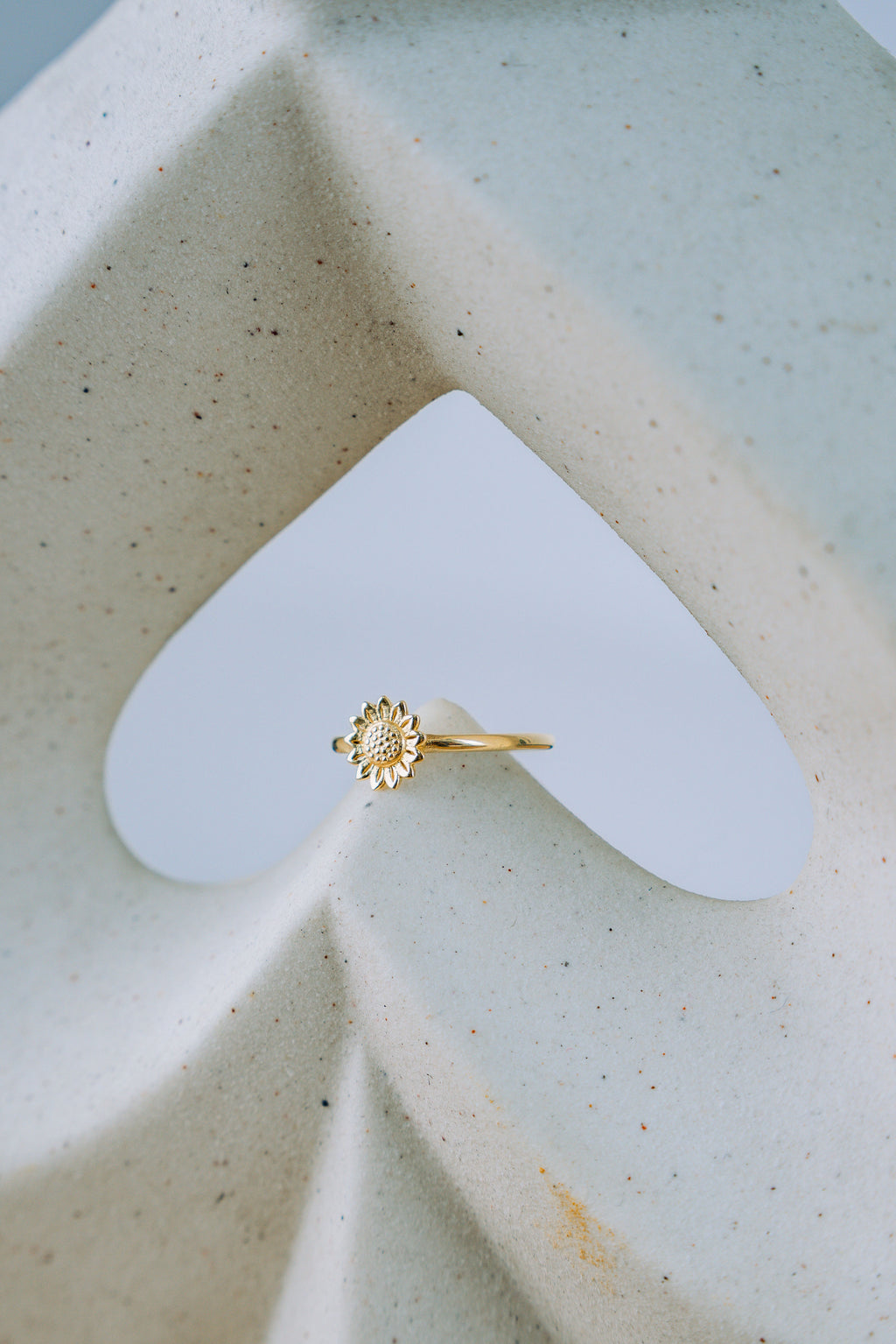 Anillo girasol 10K
