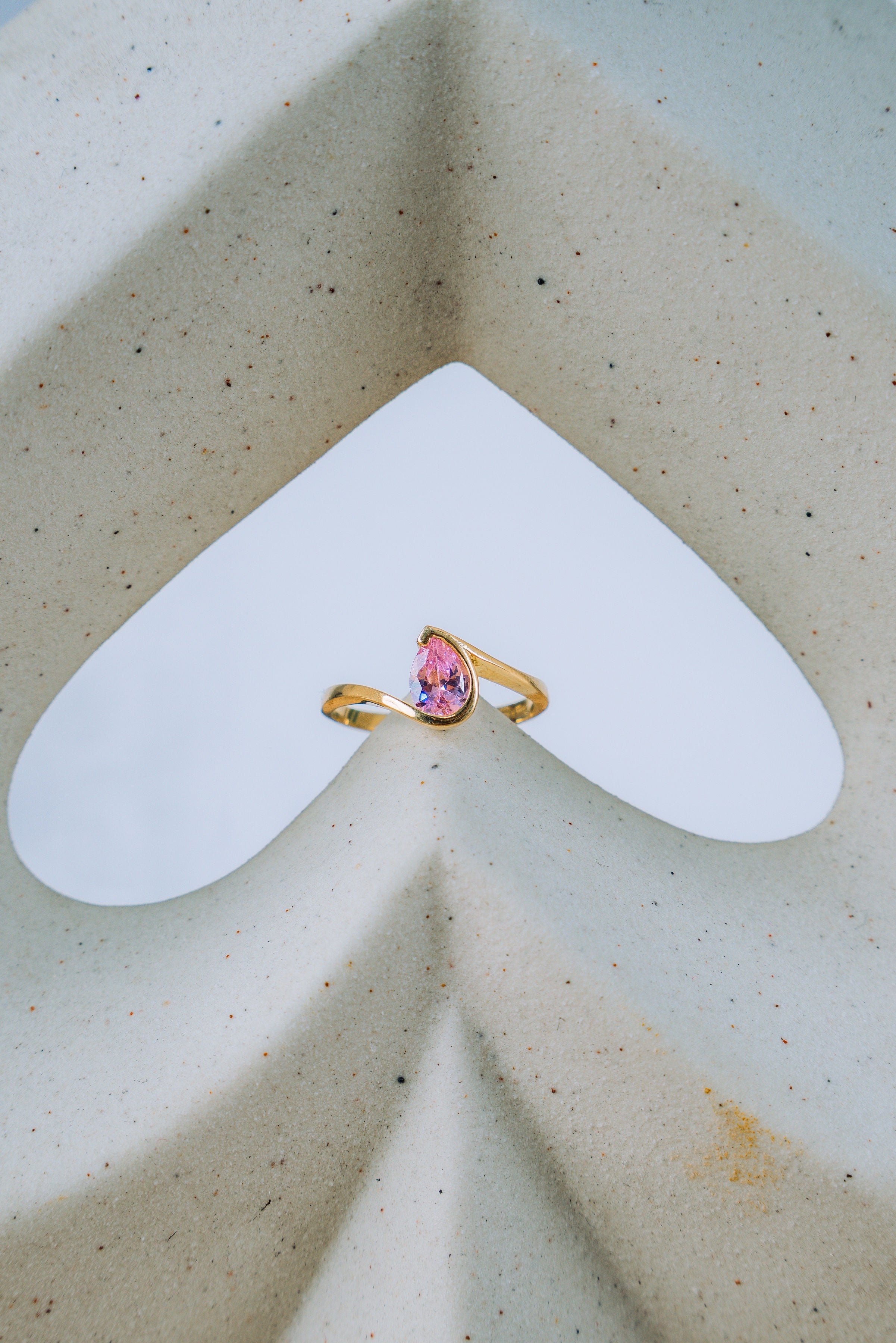 Anillo gota rosada 10K