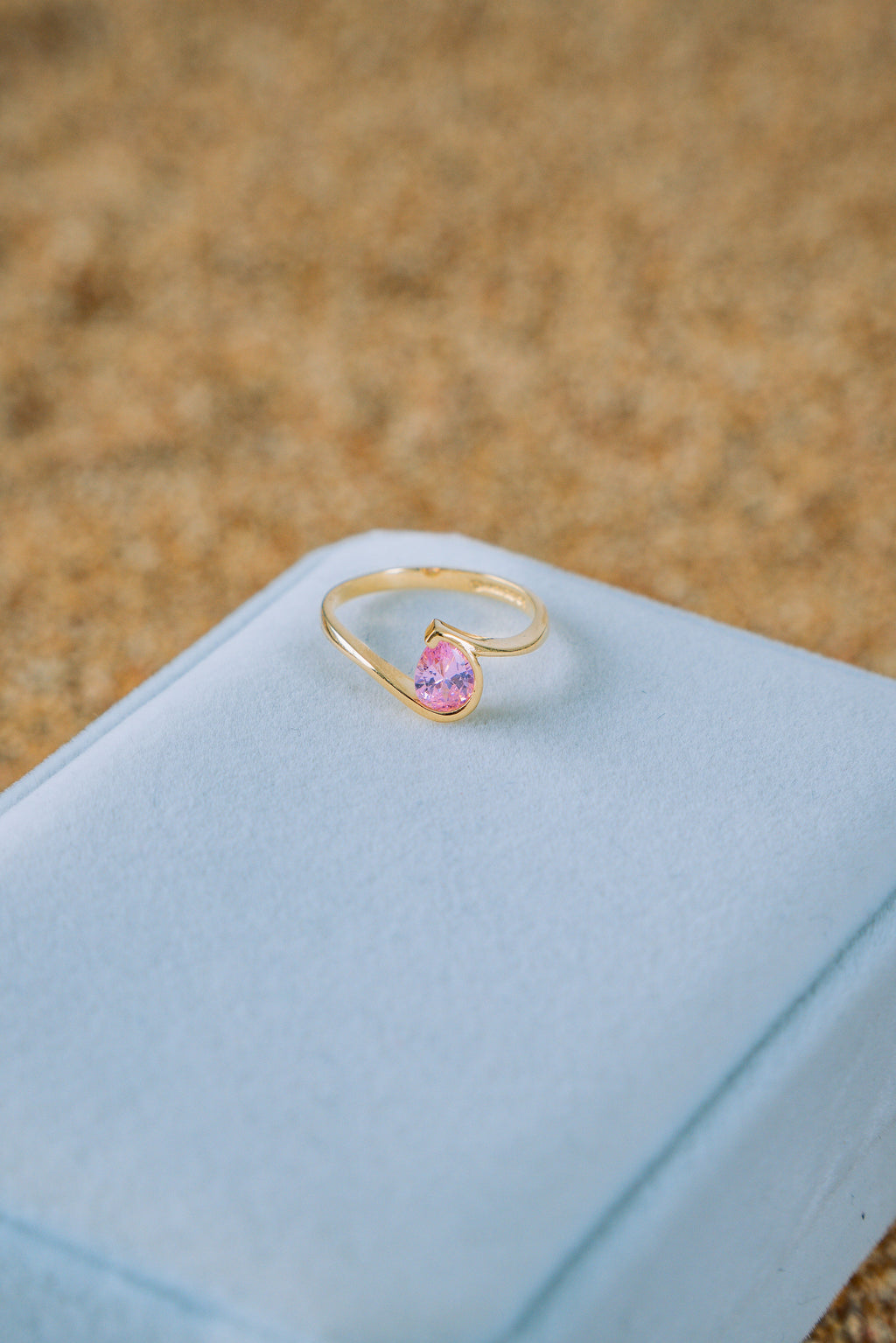 Anillo gota rosada 10K