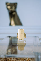 Anillo de plaquita rectangular 10K