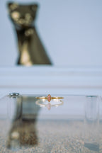 Anillo minimalista piedra rosada 10K