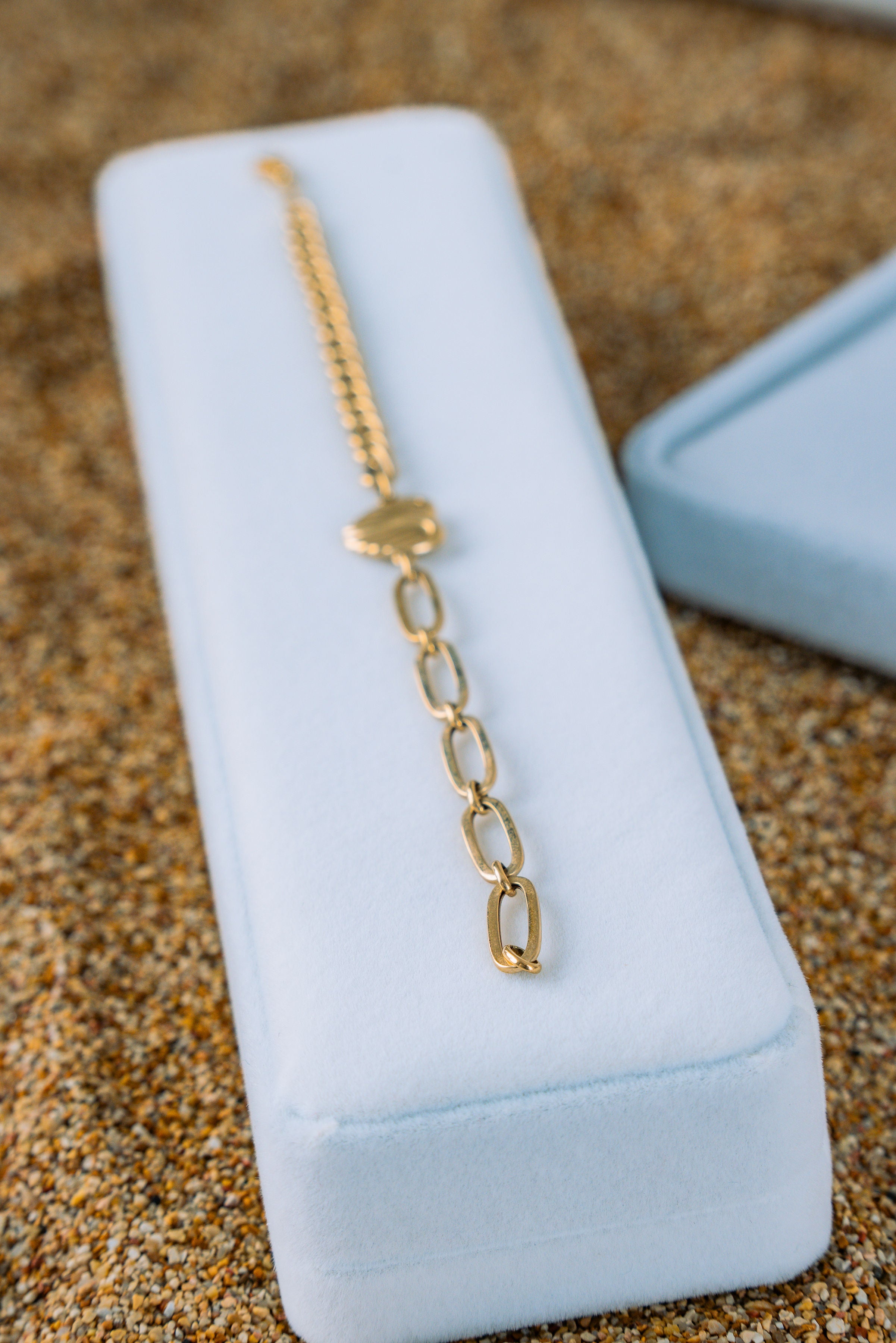 Pulsera vacía con corazón 10K