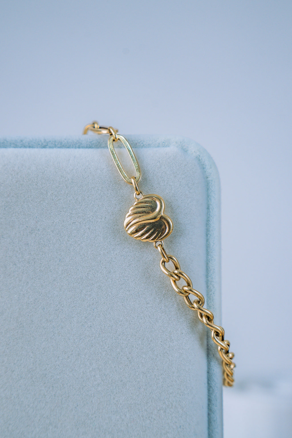 Pulsera vacía con corazón 10K