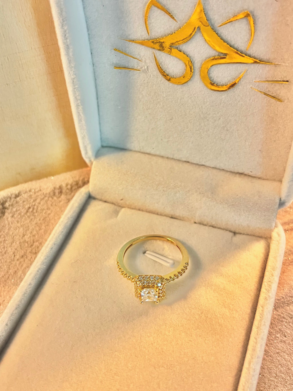 Anillo de compromiso 14K