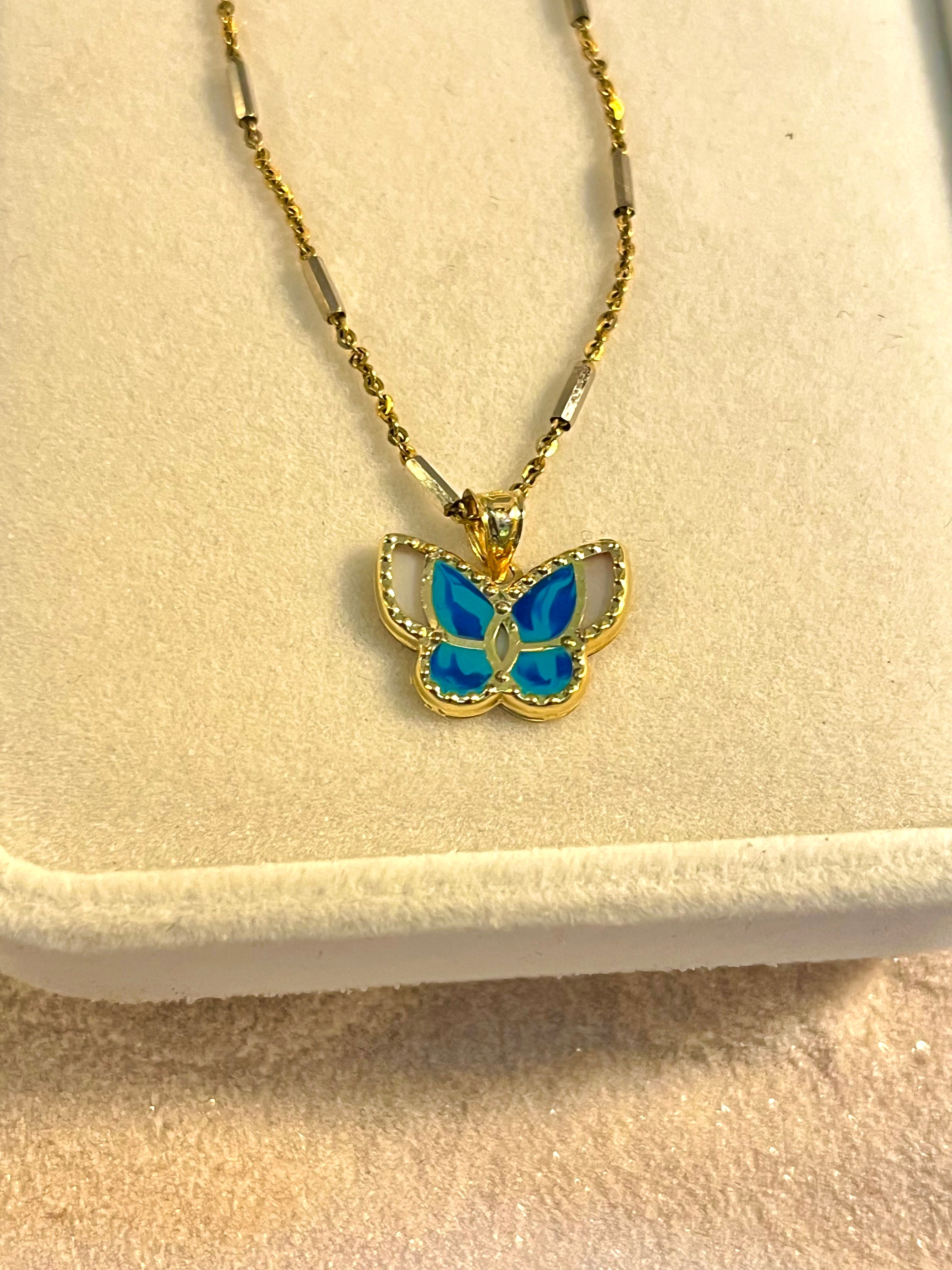 Dije de mariposa celeste 10K