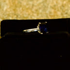 Anillo de Plata con piedra azul rectangular