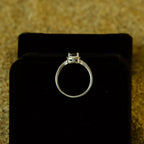 Anillo de Plata con piedra negra cuadrada